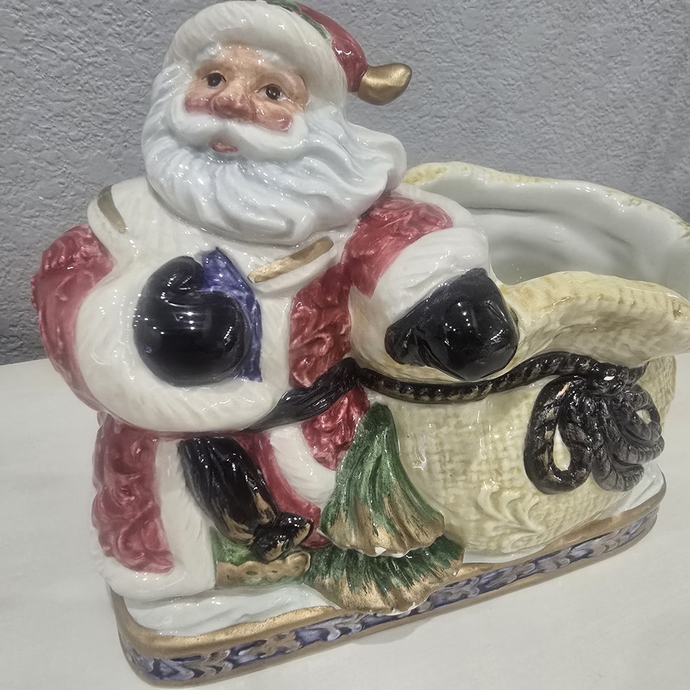 Vintage 1996 Fitz and Floyd Omnibus Santa Claus with gift bag. READ description.